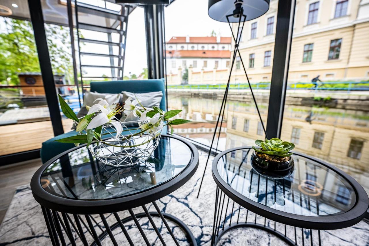 Rezidence Malse - Unikatni Apartmany Na Vode Ceske Budejovice Eksteriør bilde