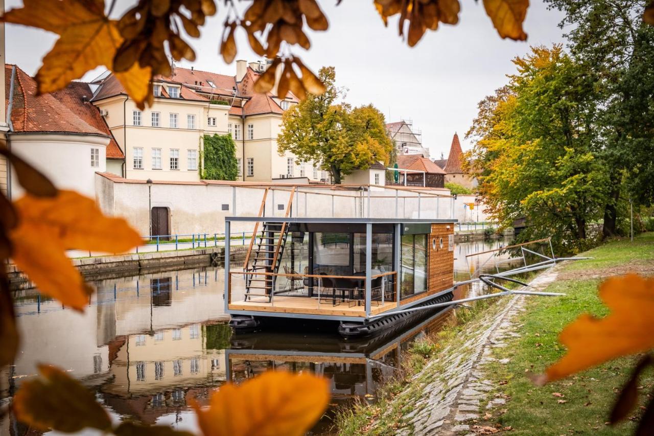 Rezidence Malse - Unikatni Apartmany Na Vode Ceske Budejovice Eksteriør bilde