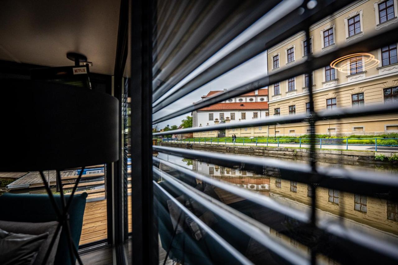 Rezidence Malse - Unikatni Apartmany Na Vode Ceske Budejovice Eksteriør bilde
